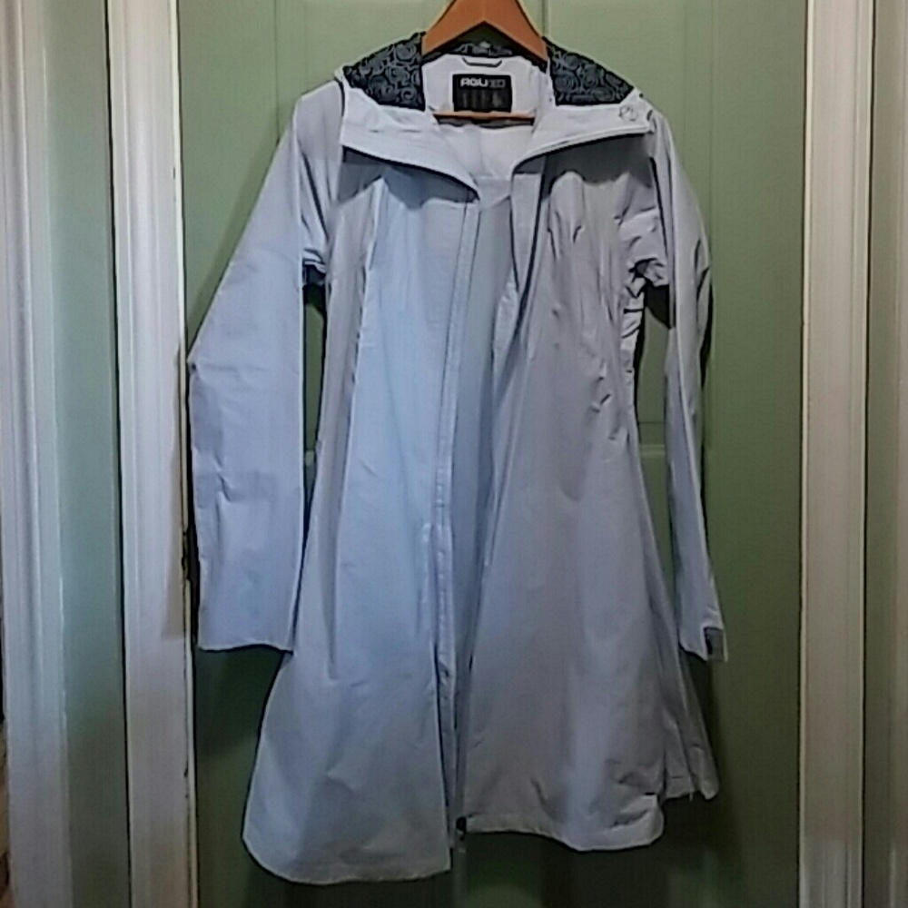 Rain coat Excellent condition
